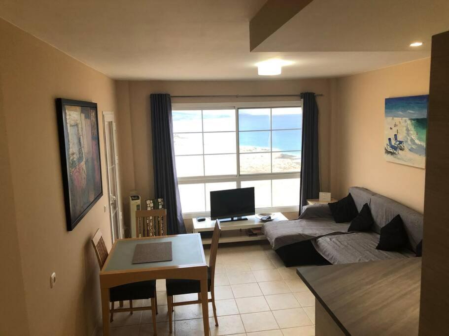 Beach Front Apartment With Stunning Ocean Views! Costa Calma Ngoại thất bức ảnh